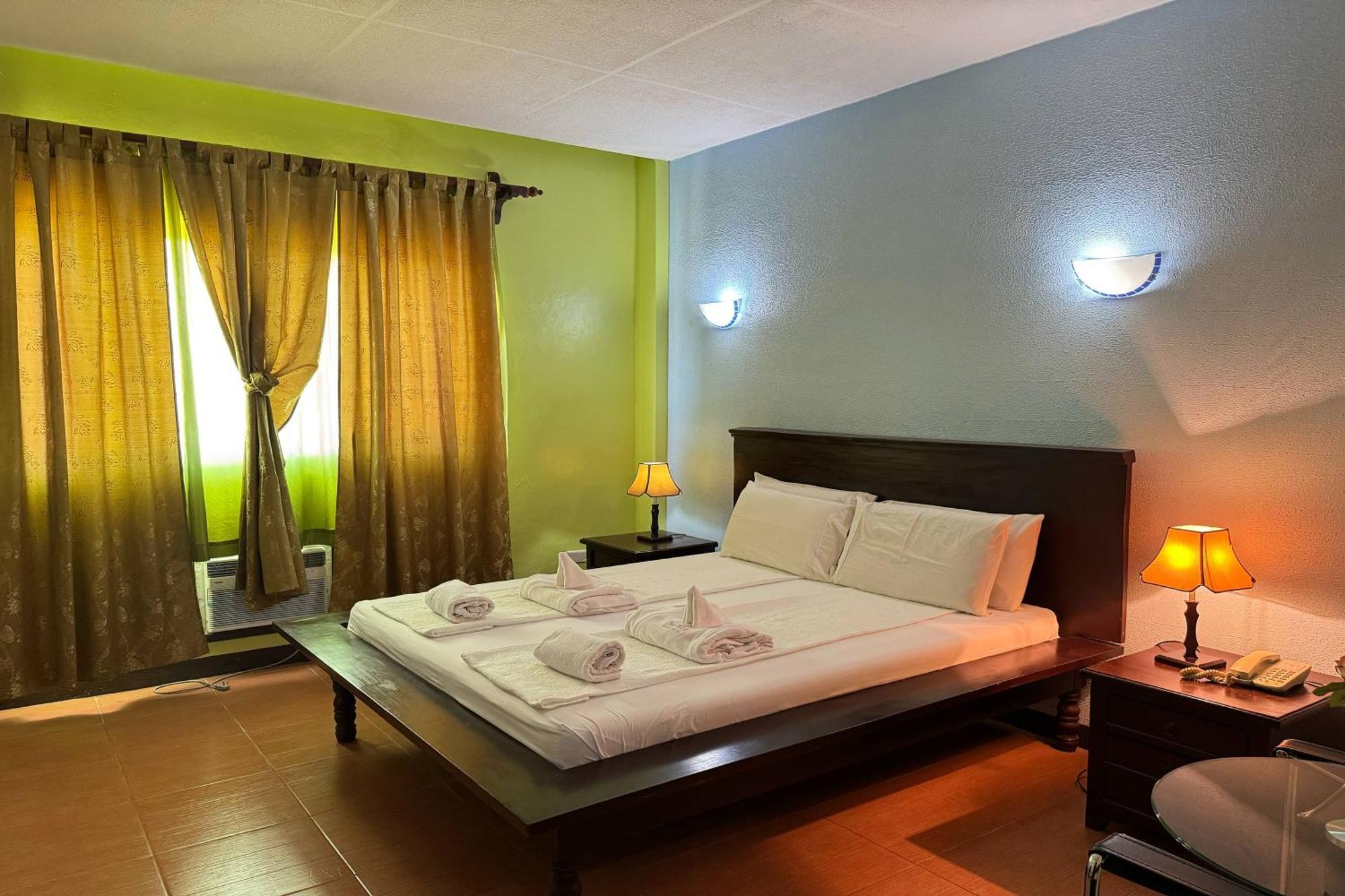 Ovemar Resort Hotel Near Vigan Exterior photo