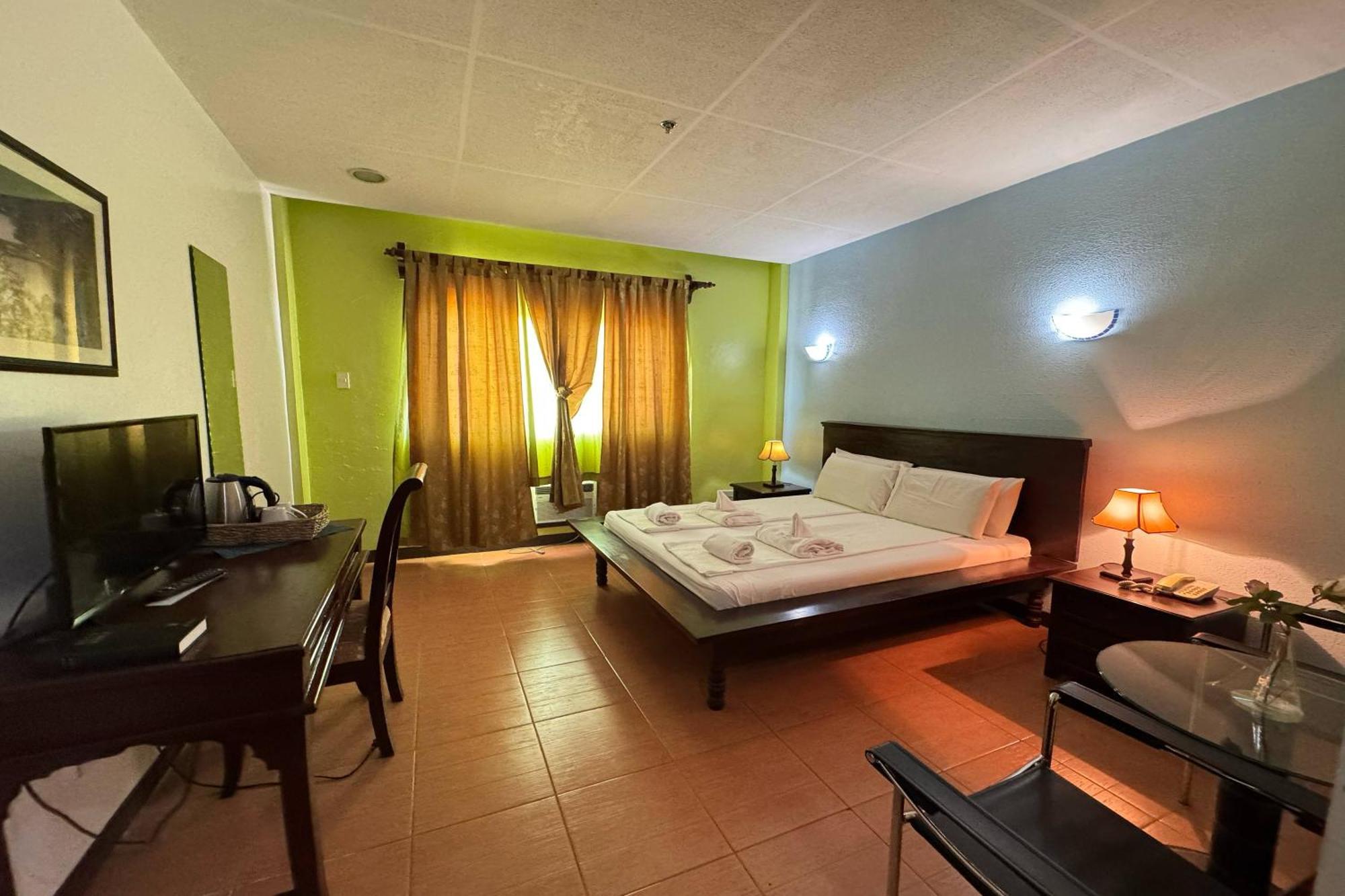 Ovemar Resort Hotel Near Vigan Exterior photo